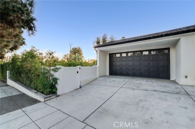 Building Photo - 3890 Shadow Grove Rd