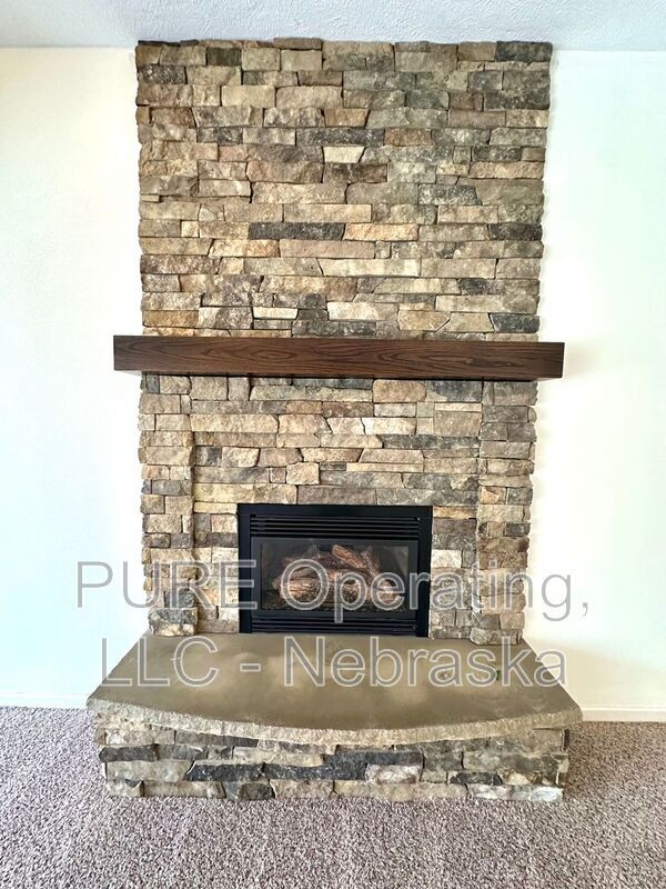 Building Photo - 3447 S 161st Cir