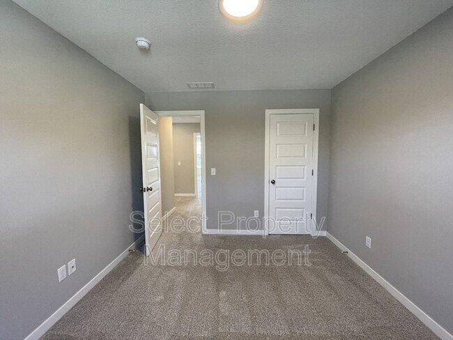 Building Photo - 5426 Copper Horse Trl
