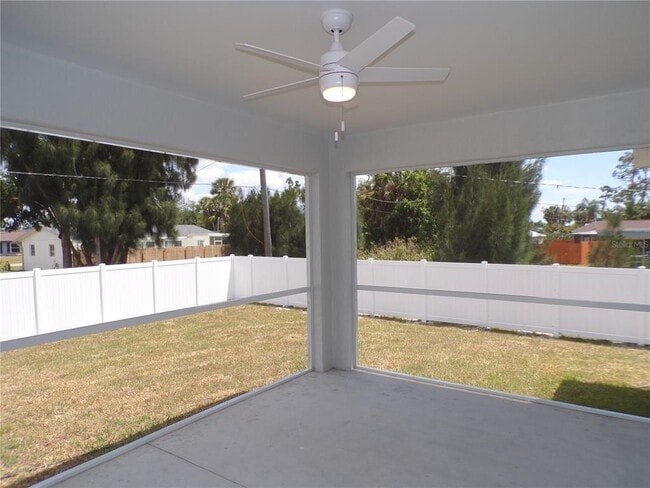 Building Photo - 3112 Pinetree St