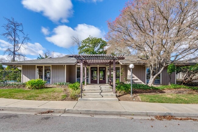 Building Photo - 2-Bed Cupertino Home with Private Yard, In-Unit Laundry, Pool and Clubhouse