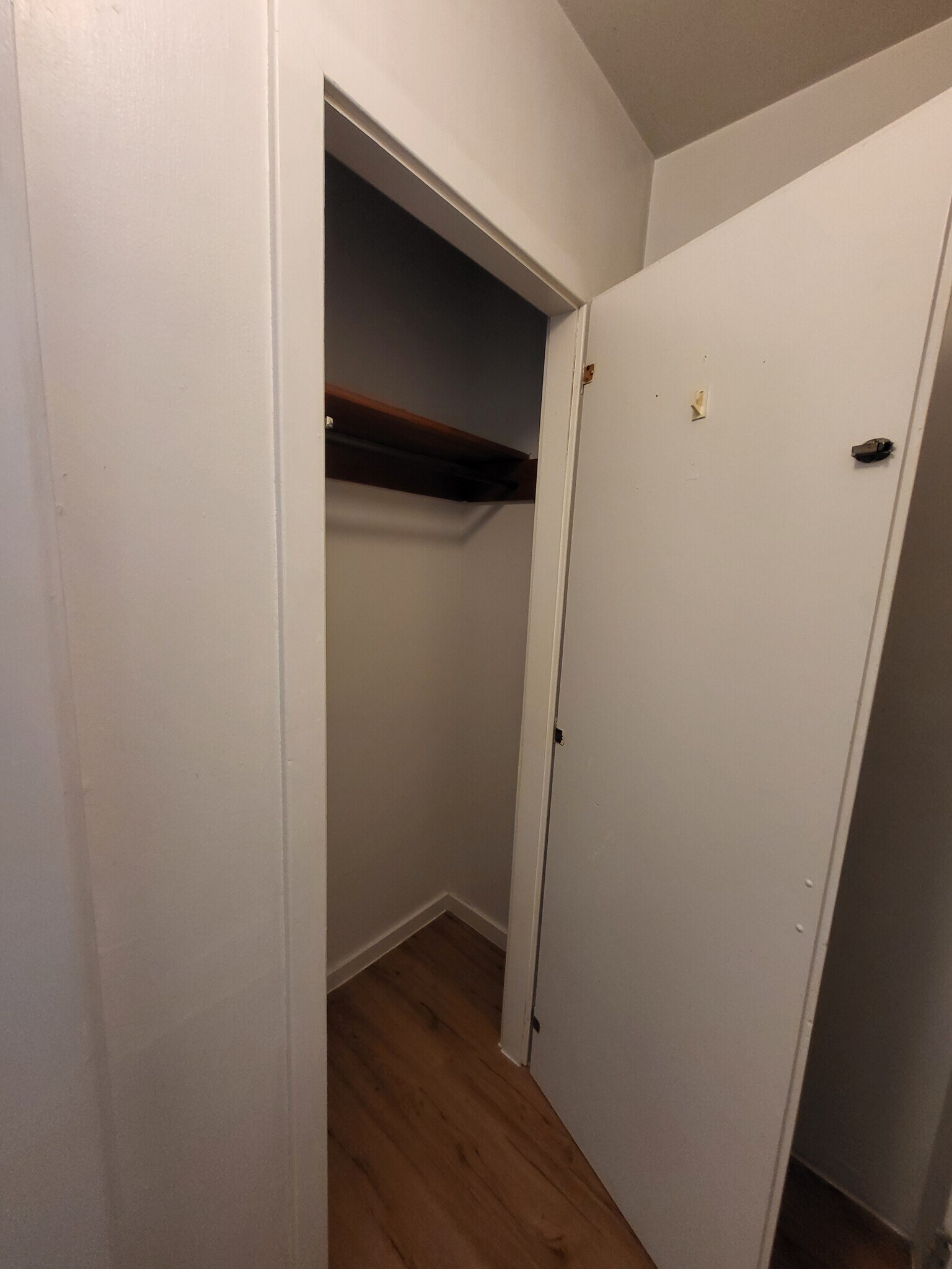 Building Photo - 302 1st Ave