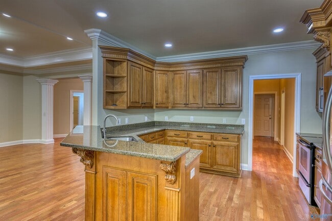 Building Photo - 105 Brac Cir SW