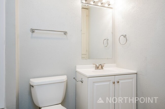 Building Photo - 3 BR/2BA | Newly Renovated Single Family Home |  | 1-Car Covered Parking | Gated backyard