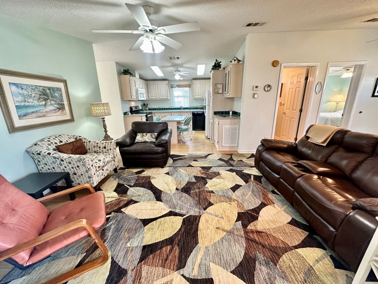 Building Photo - 564 Nettles Blvd