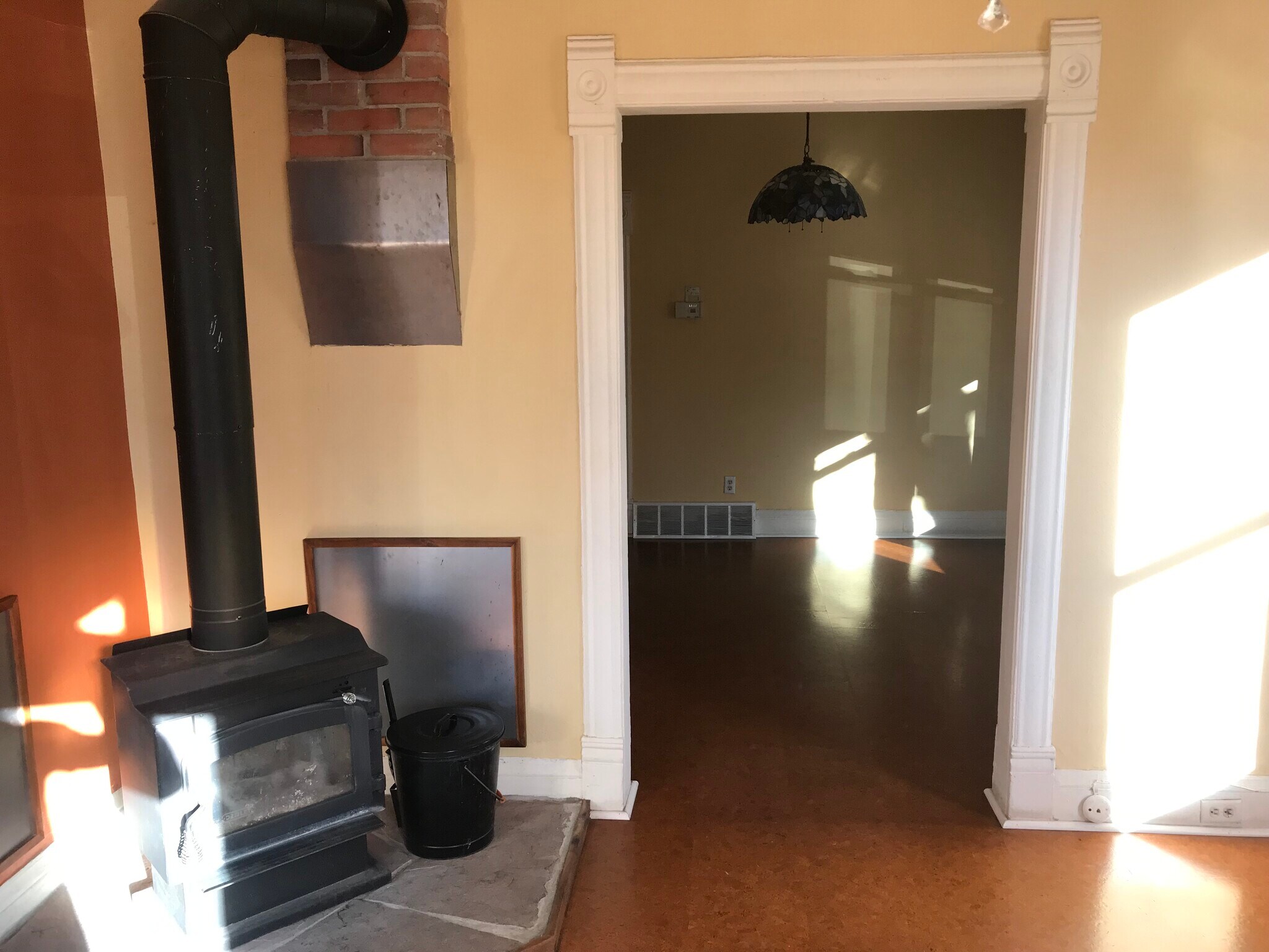 Building Photo - 103 W Cannon St