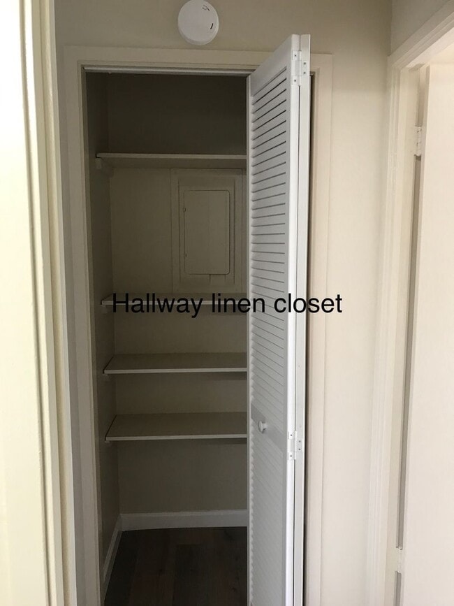 Building Photo - CORONET