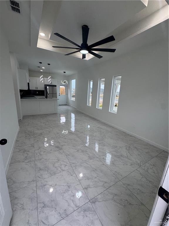 Building Photo - 12 Notre Dame Ave