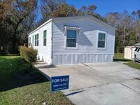Building Photo - 1400 Banana Rd