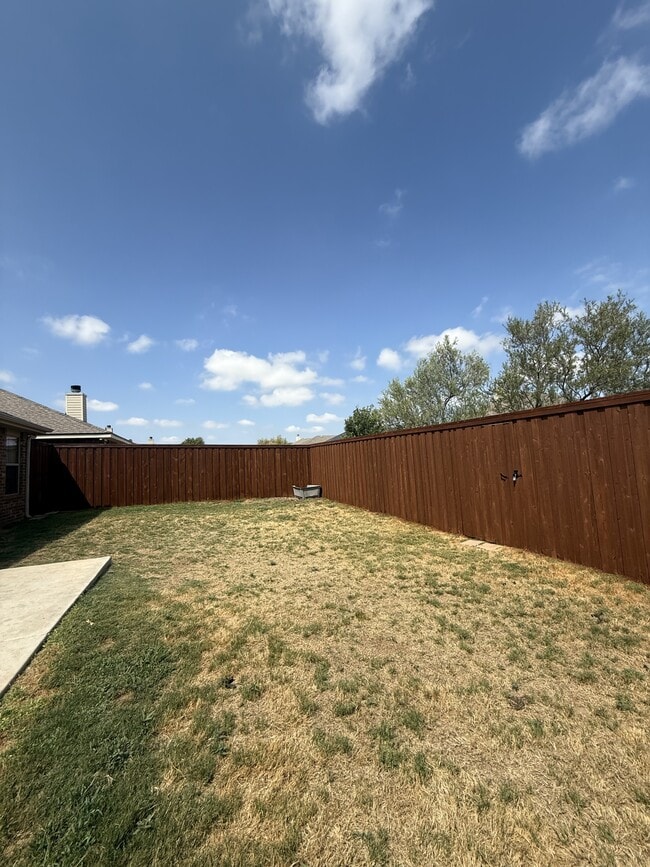 Building Photo - 6914 95th St