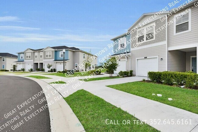 Building Photo - 4919 SW 81st Lp