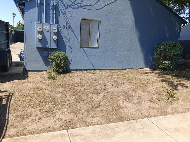Building Photo - 314 Lawton St