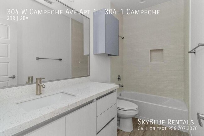 Building Photo - 304 W Campeche Ave