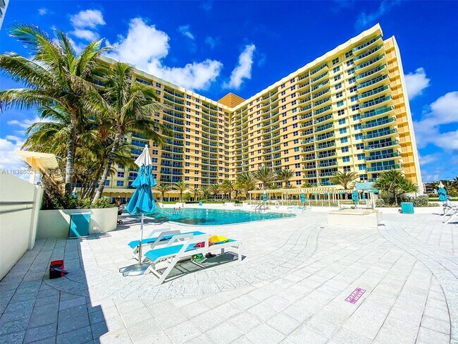 Building Photo - 2501 S Ocean Dr