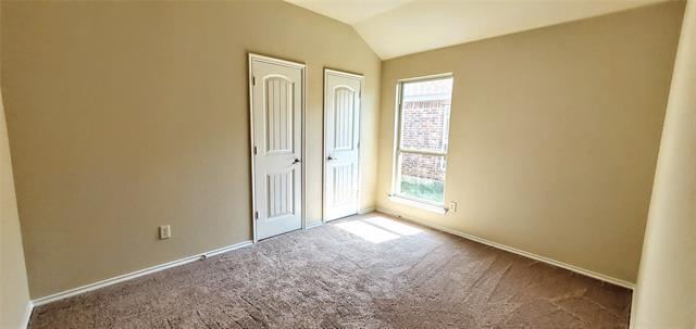 Building Photo - 925 Westfield Dr