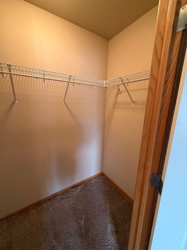 Building Photo - 3164 SW Arlan Ln