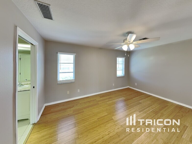 Building Photo - 1761 Banyan Dr