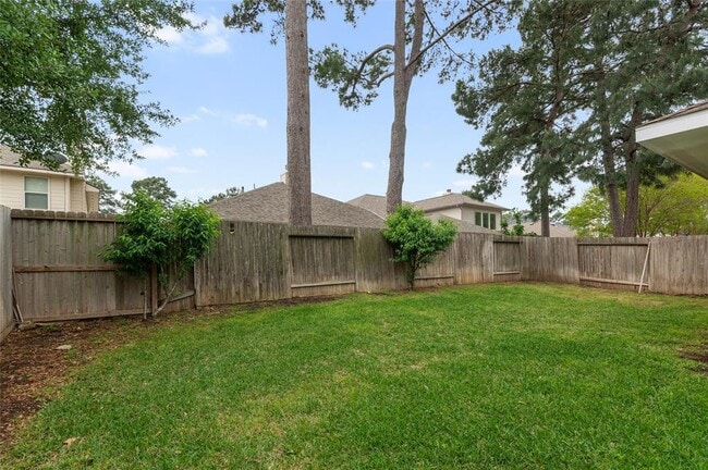 Building Photo - 13915 Roanoke Falls Dr