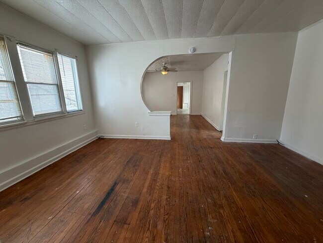 Building Photo - 202 Union Pl