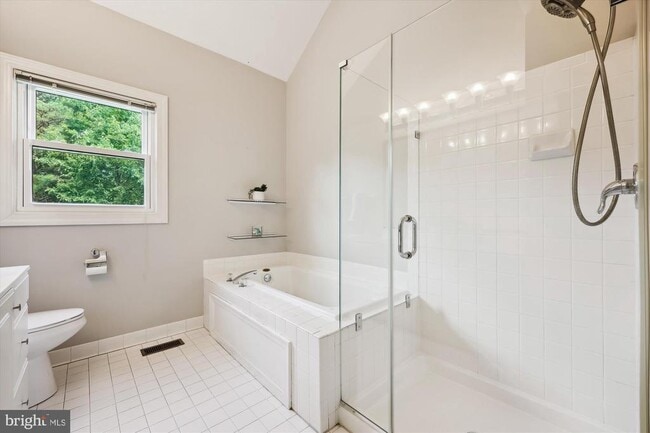 Building Photo - 21 Sterling Ct