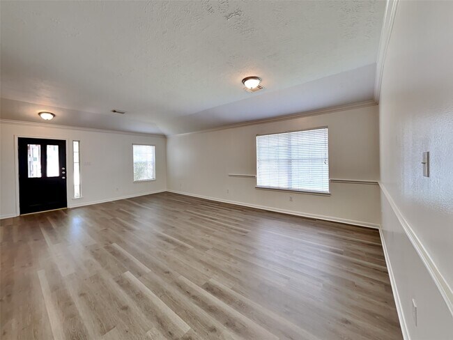 Building Photo - 3043 Crestbrook Bend Ln