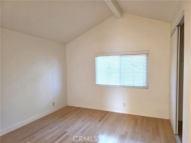 Building Photo - 388 Fallingstar