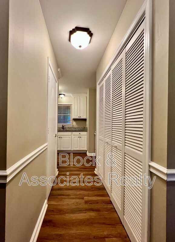 Building Photo - 5309 Bent Tree Ct