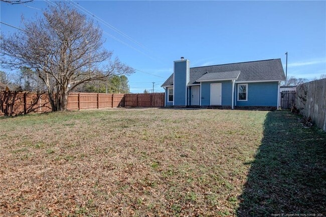 Building Photo - 1000 Tyler Dr