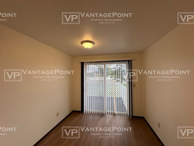 Building Photo - 2571 Trojan Dr