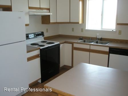 Building Photo - 4 br, 2 bath House - 3504 Golden Valley