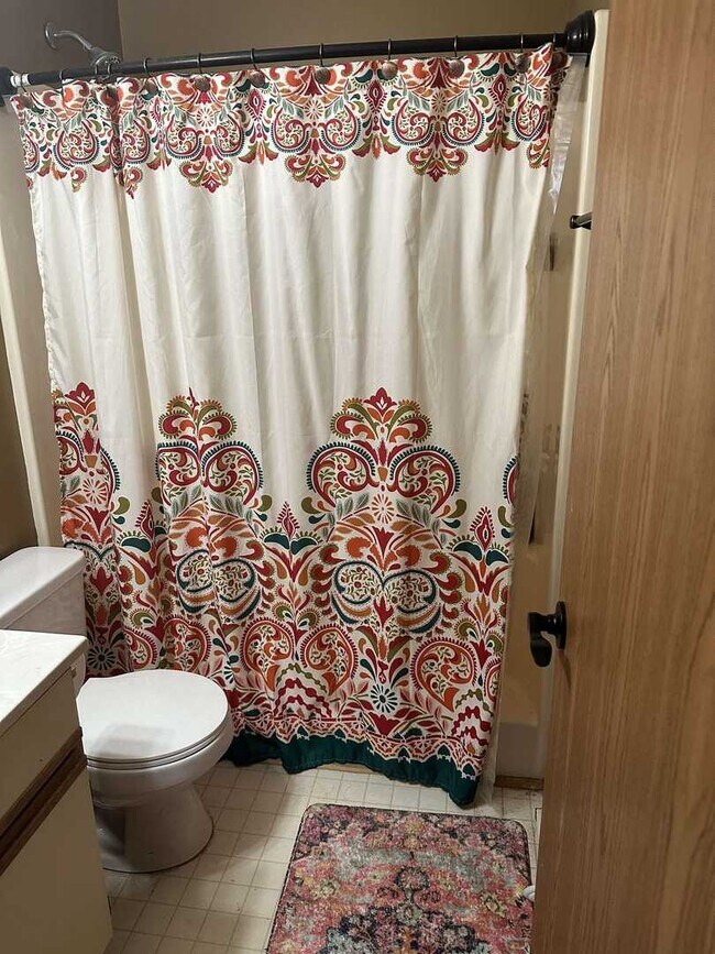 Building Photo - 4402 W Shamrock Ln