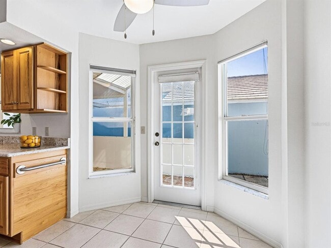 Building Photo - 799 Harrington Lake Dr N