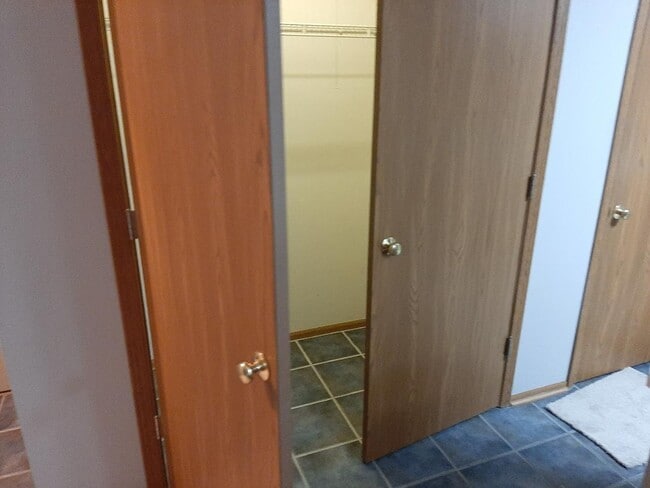front closet - 1375 Cunat Ct