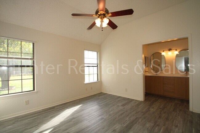 Building Photo - Spacious Corner Lot Killeen Home with Fruit-Bearing Backyard Trees