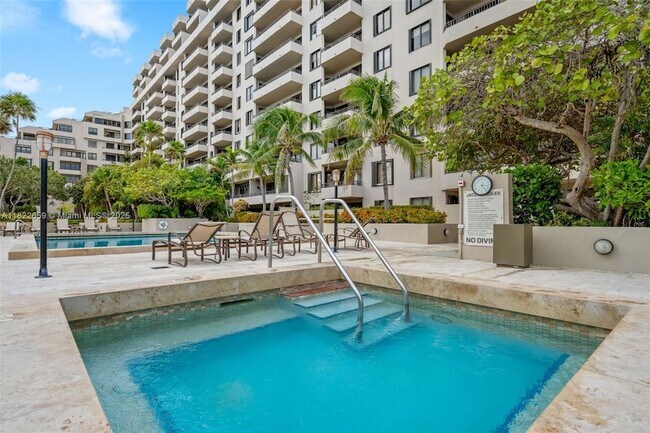 Building Photo - 201 Crandon Blvd