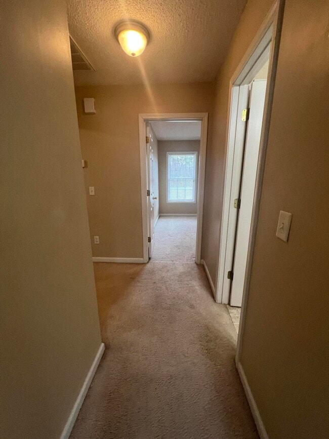 Building Photo - 4460 Maxie St