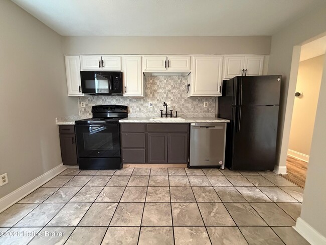 Building Photo - 4701 Haeringdon Ct