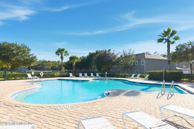 Building Photo - 216 Scrub Jay Dr