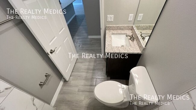 Building Photo - 276 Santo Domingo Ave SW