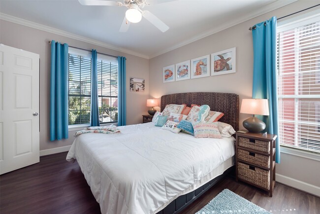 Building Photo - 7000 Seawall Blvd