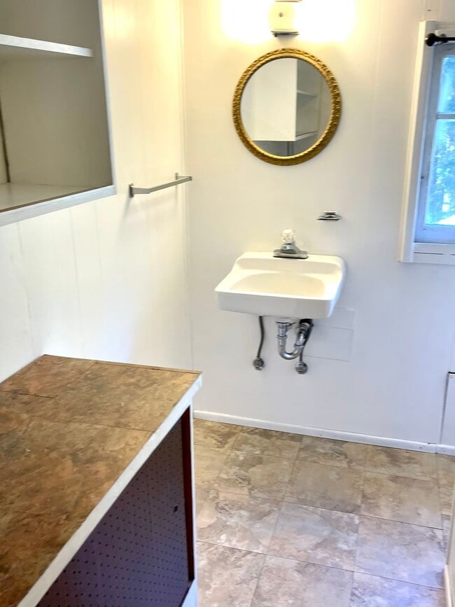 Building Photo - Nestled Away In Gig Harbor: A 3 Bedroom wi...