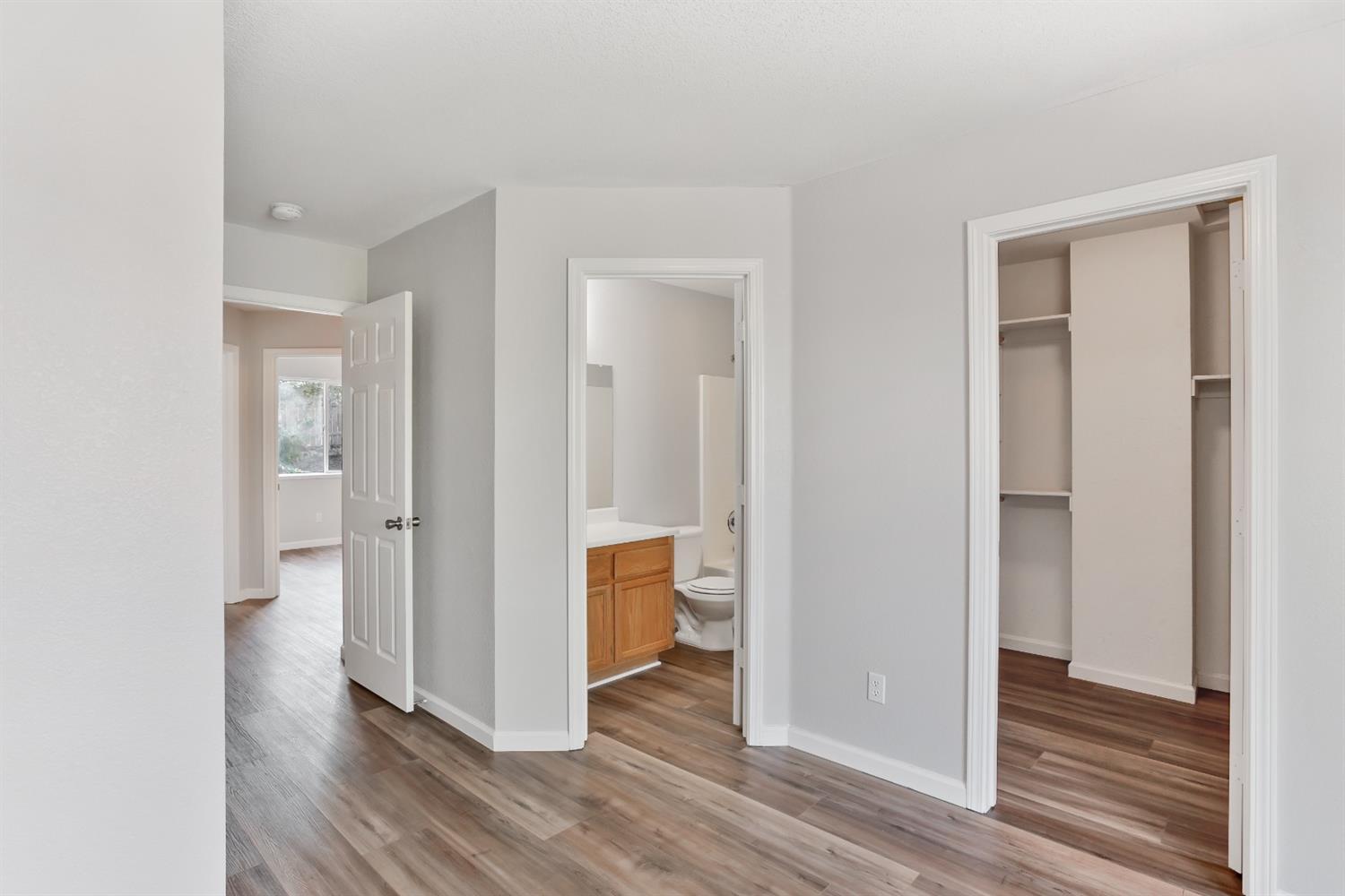 The view of the upstairs hallways from the stairs. - 3038 Courtside Dr