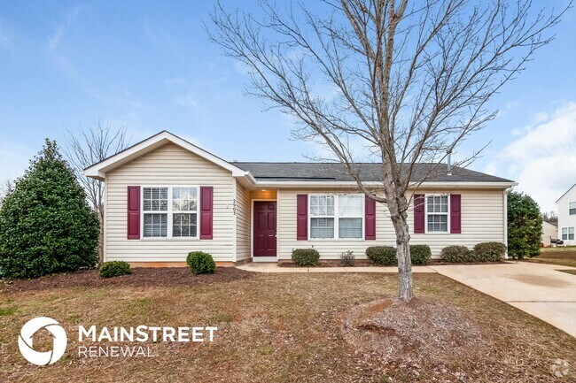 Building Photo - 2903 Fairglen Rd