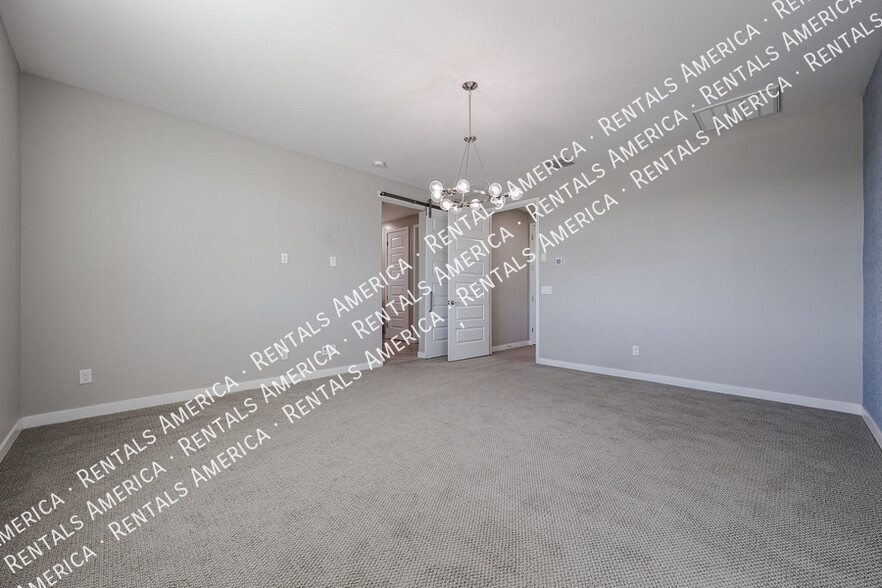 Building Photo - 1026 E Weatherby Way