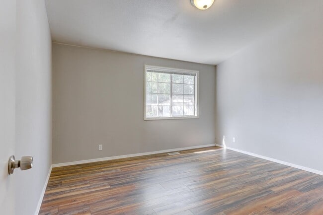 Building Photo - Desirable South East Boise Home for Rent -...