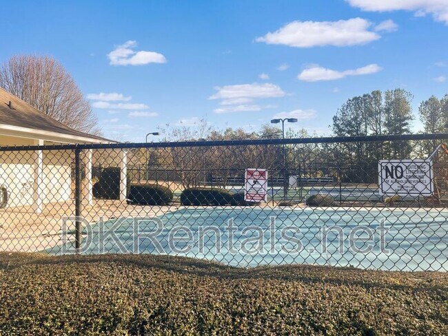 Building Photo - 3152 Blue Heron Pass