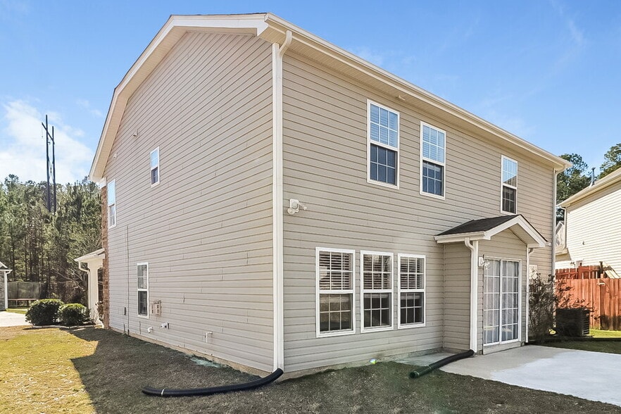 Building Photo - 6131 Paducah Dr