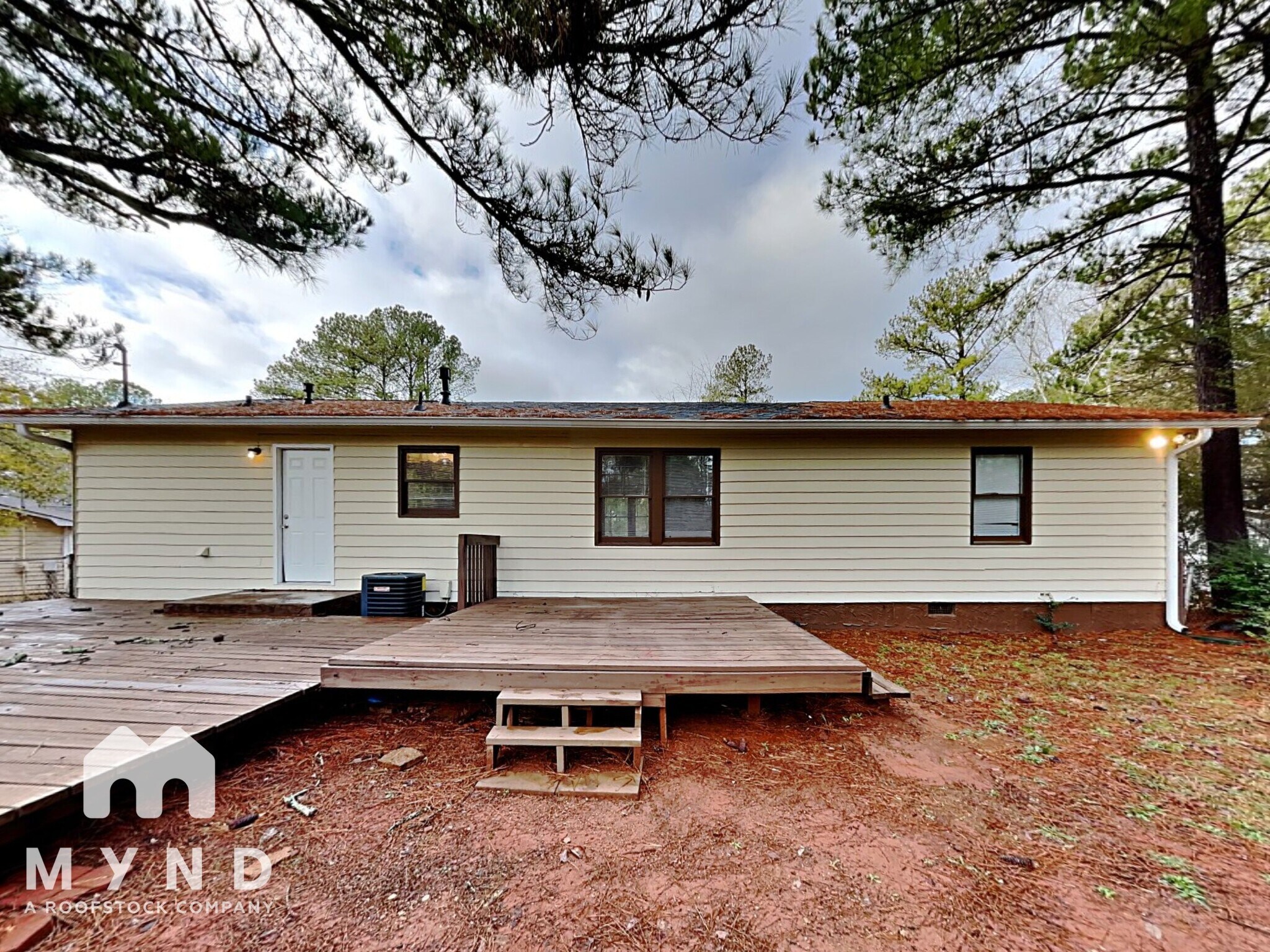 Building Photo - 2814 Bay Leaf Dr SE