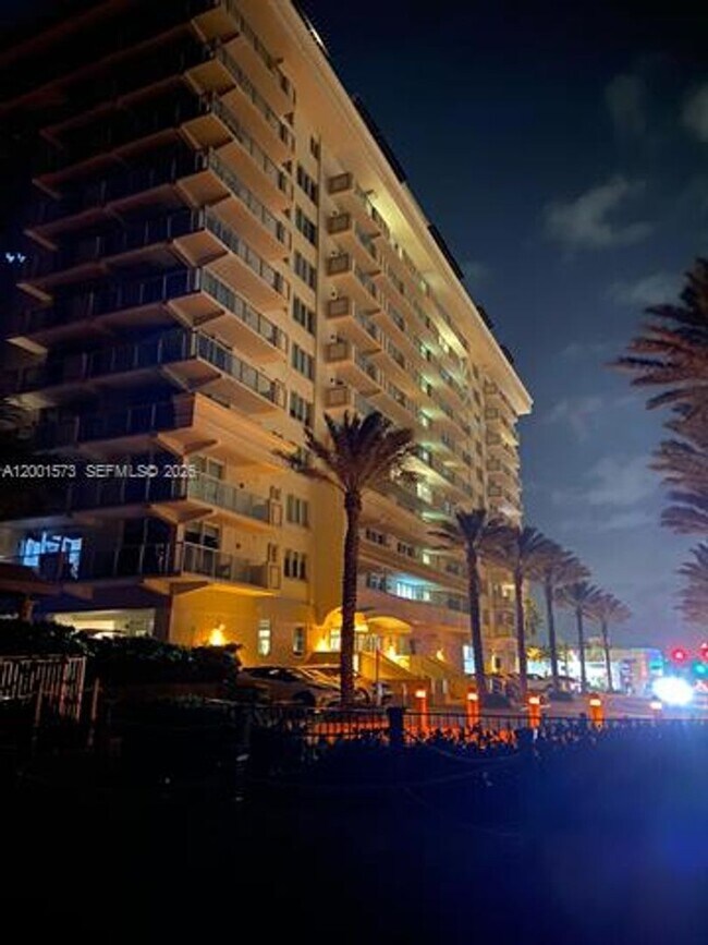Building Photo - 9499 Collins Ave