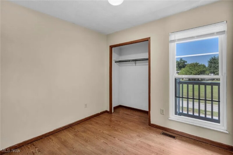 Building Photo - 1527 Whitehall Blvd